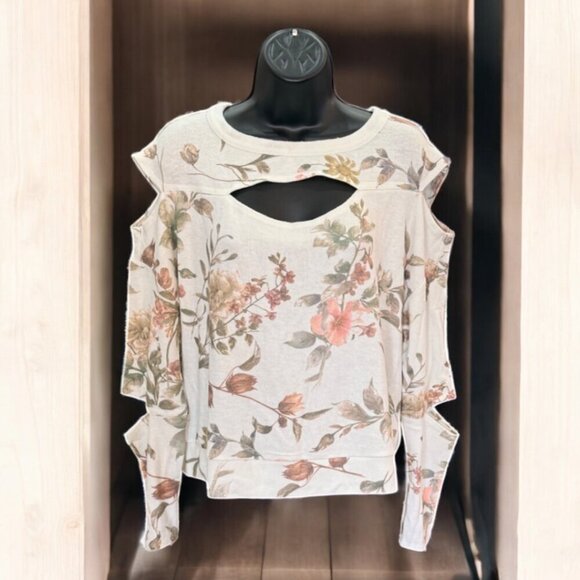 Chaser Knit Long-sleeved Pullover Floral Sweater Cream Size Medium - Picture 2 of 9